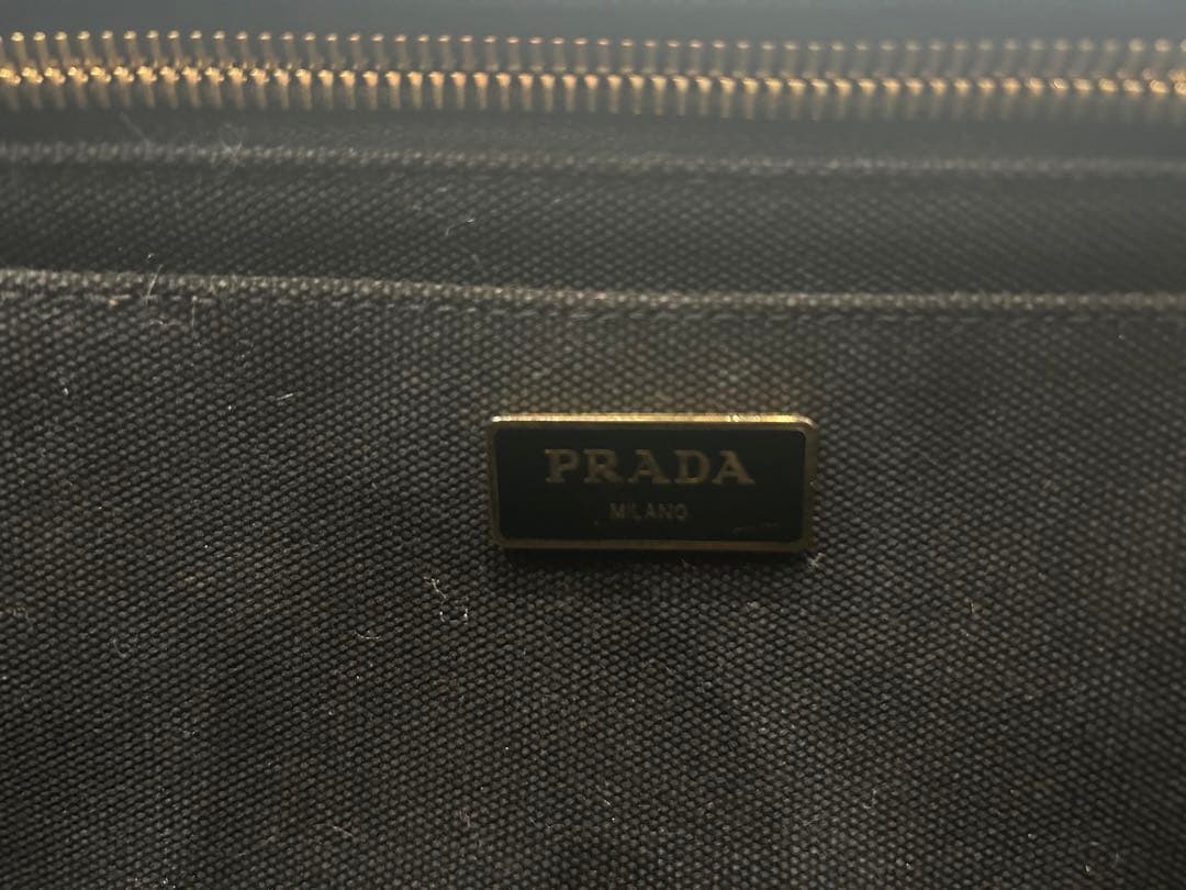 プラダ　PRADA カナパ　ブラックSサイズ