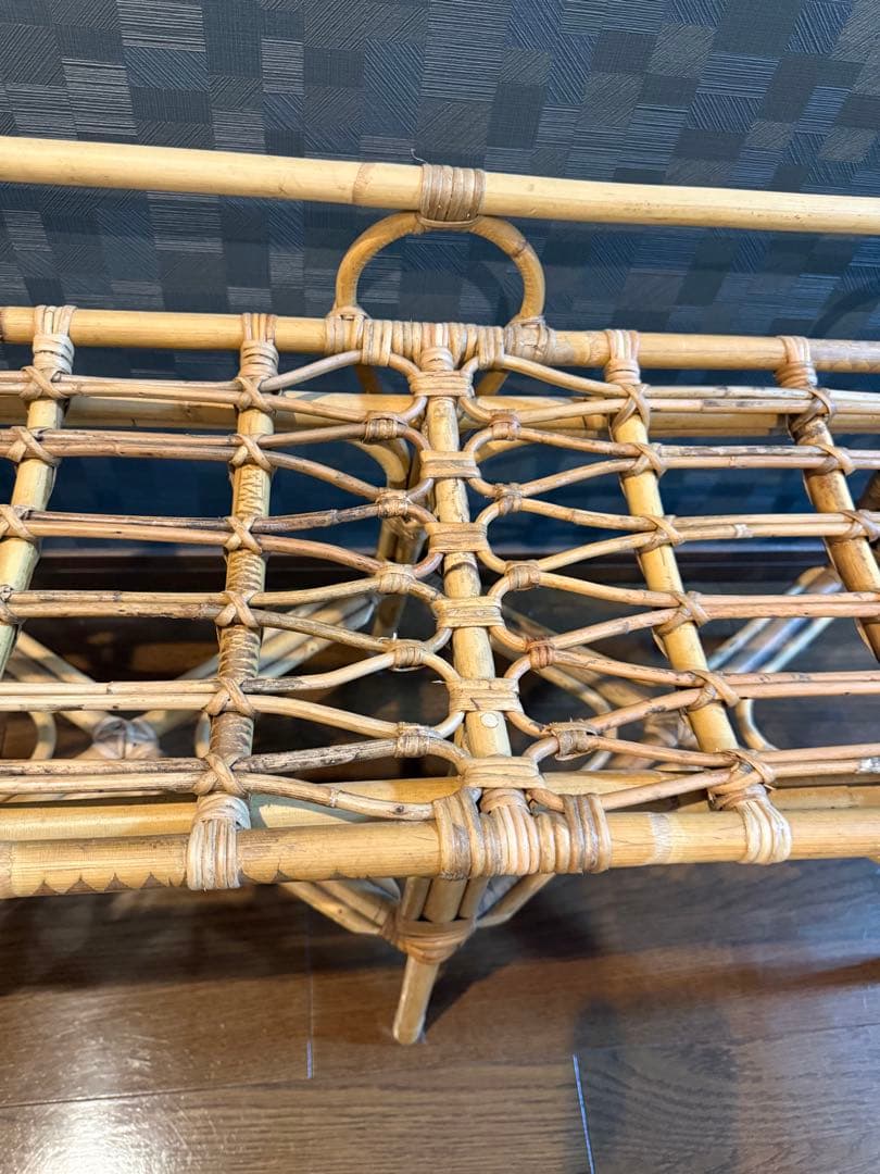 ラタンのスツール　飾り用　珍しい