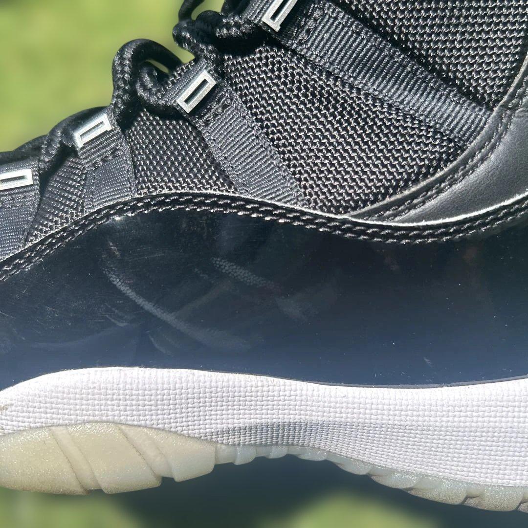 希少エアジョーダン 11 ブラック/ホワイトサイズ UK7