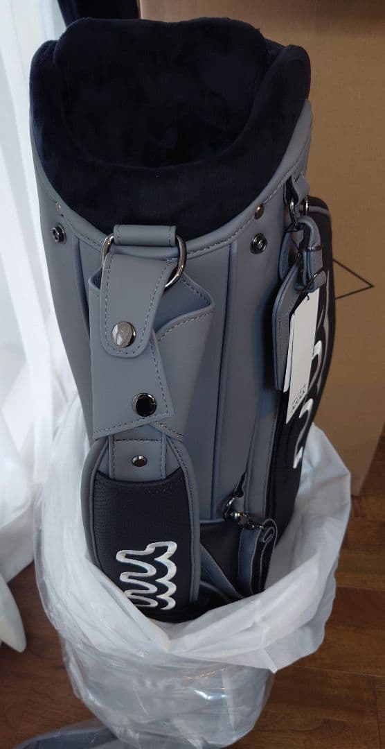 【新品・定価22万】muta・ムータマリン　キャディバッグ＆ヘッドカバーセット