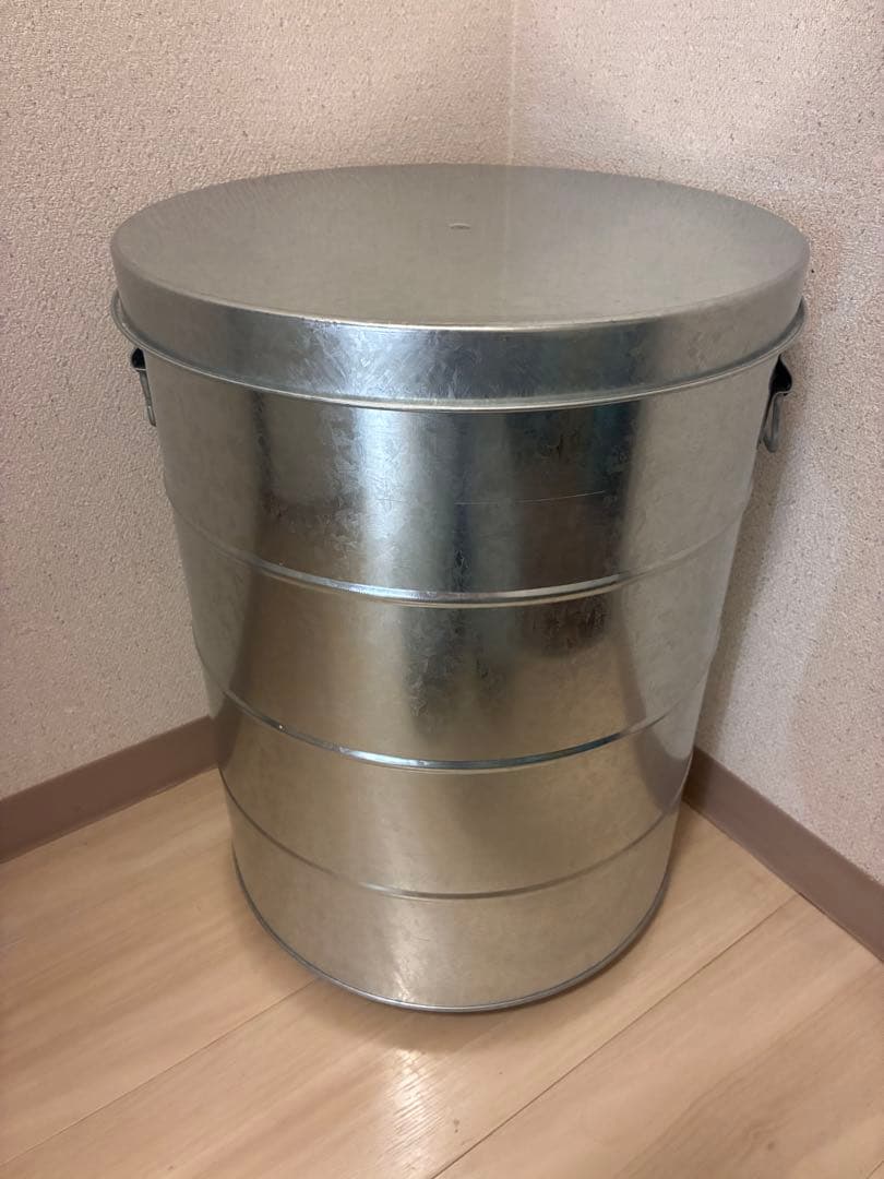 【引っ越し処分】OBAKETSU ライスストッカー 30kg シルバー