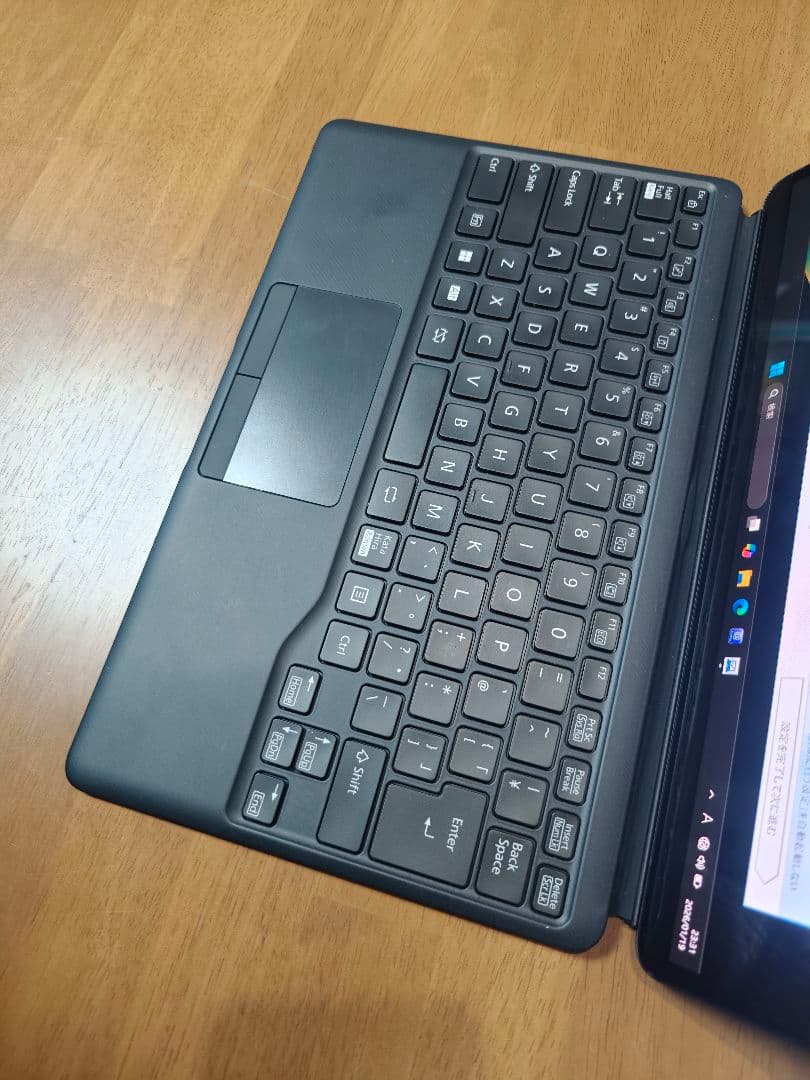 FMV LOOX Windowsタブレット i7 16GB 512GB