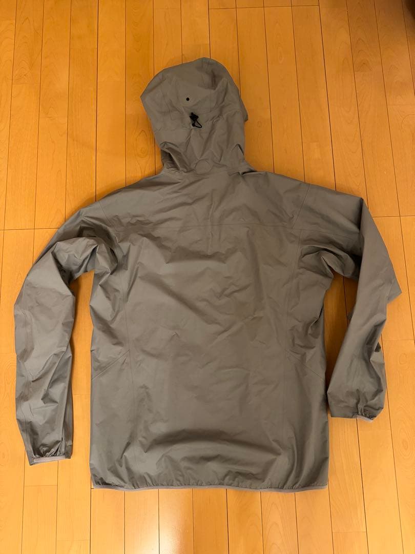アークテリクス　ゼータFL メンズL シルバー　ゴアテックス　arc'teryx