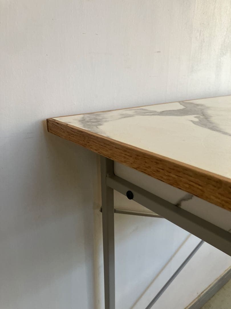 a.depeche POL desk 900 wide マーブル、ユロップグレー