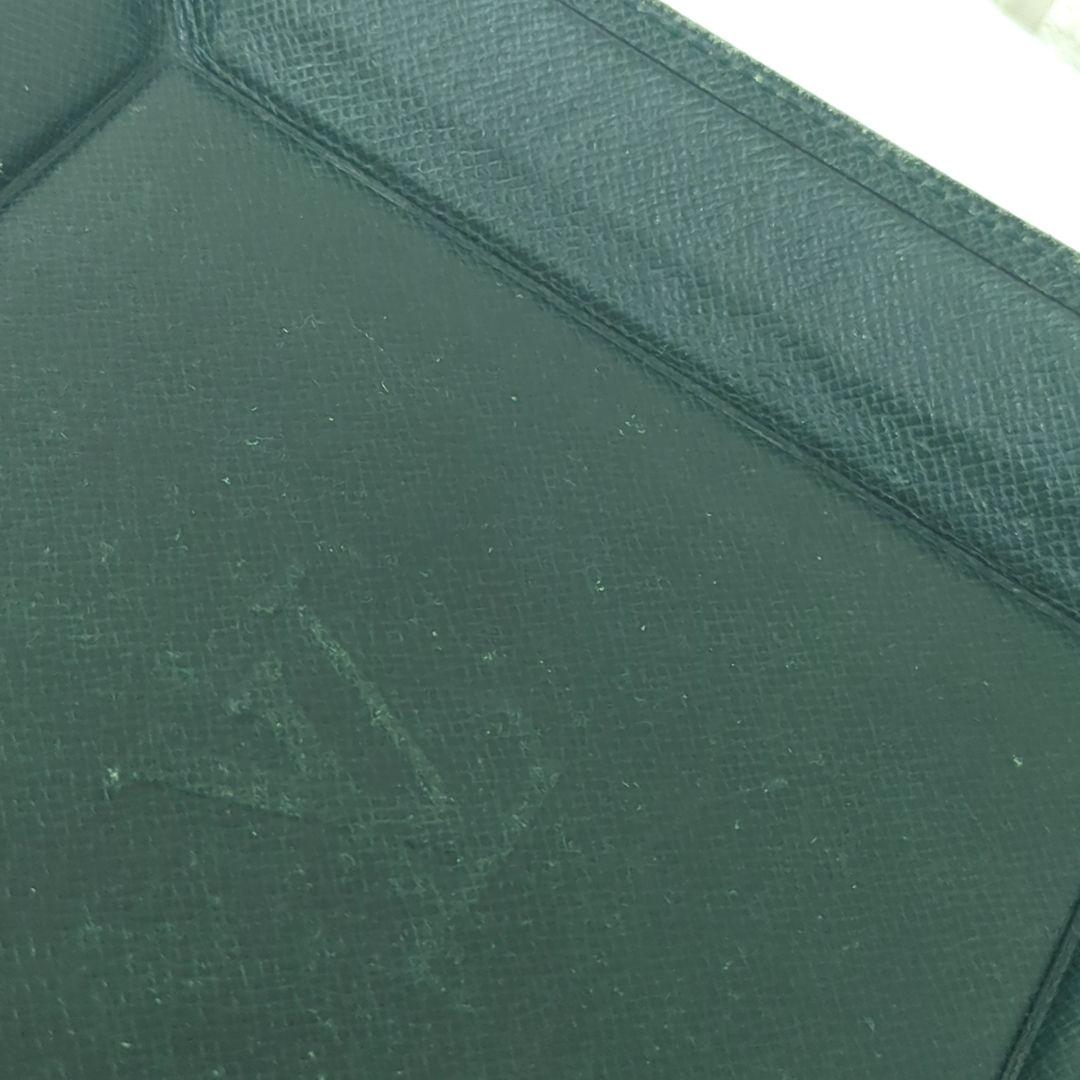 ルイ ヴィトン タイガ レザー ヴィドポッシュ アクセサリートレイ M30314