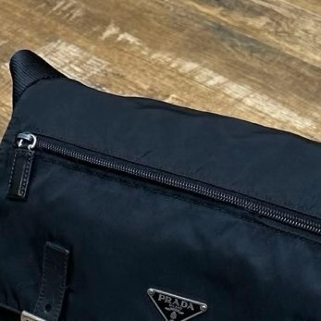 プラダ PRADA ナイロン メッセンジャーバッグ ショルダーバッグ