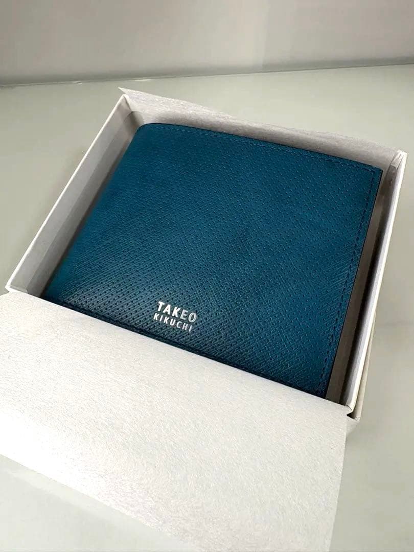 カツ【新品】タケオキクチ 二つ折り財布 TAKEO KIKUCHI