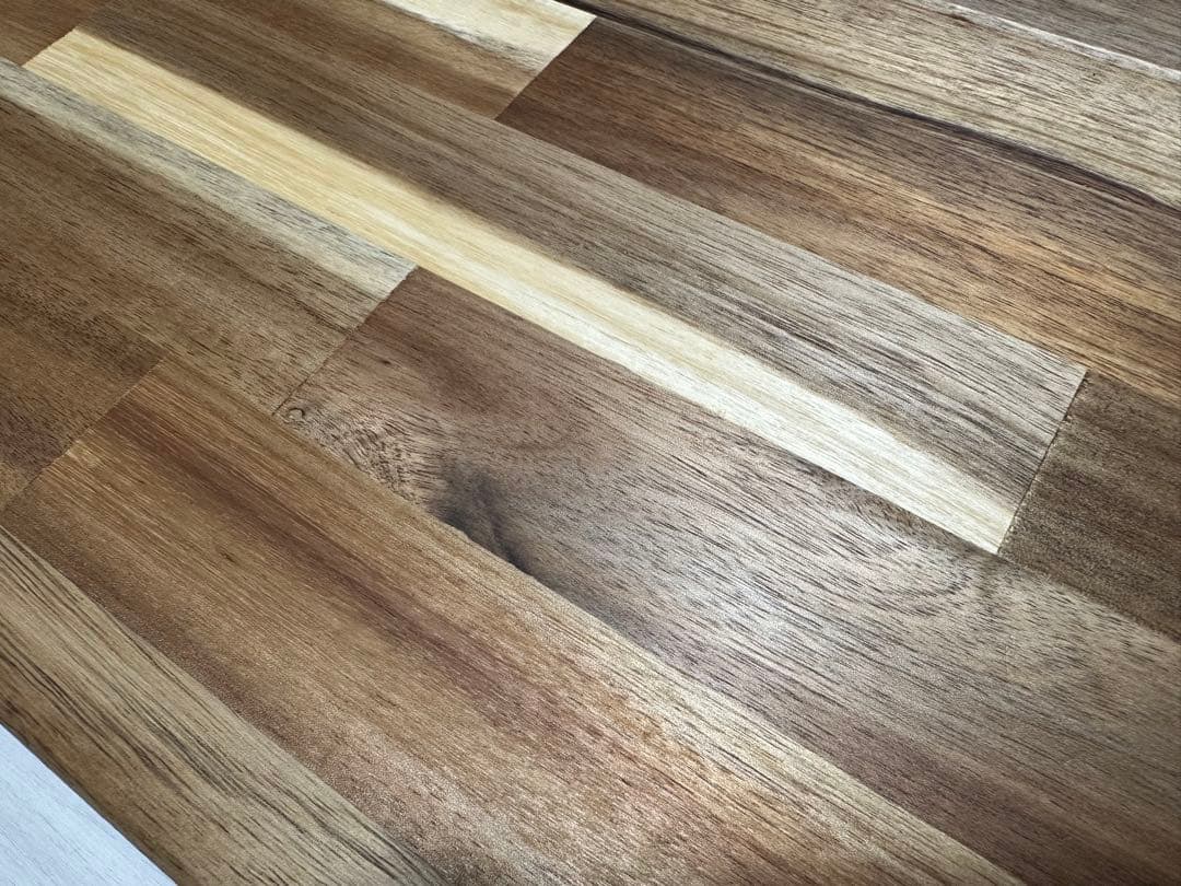 キャラバン　NV350 セカンドテーブル　机　ドリンクホルダー