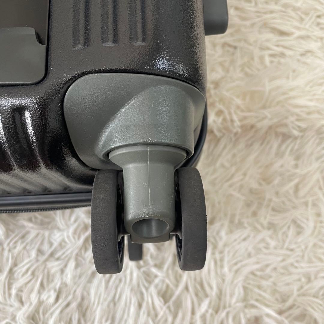 innovator マッドブラック INV155 キャリーケース　55L