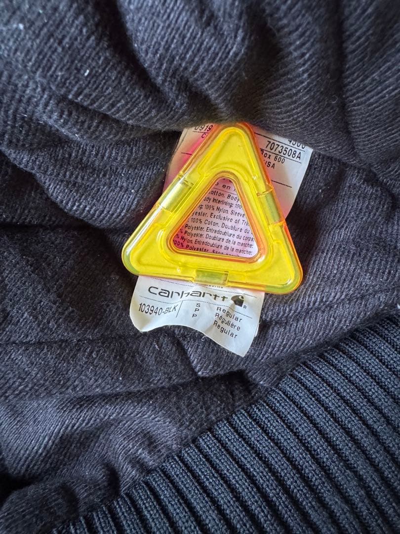 carhartt カーハートアクティブジャケット　Sサイズ
