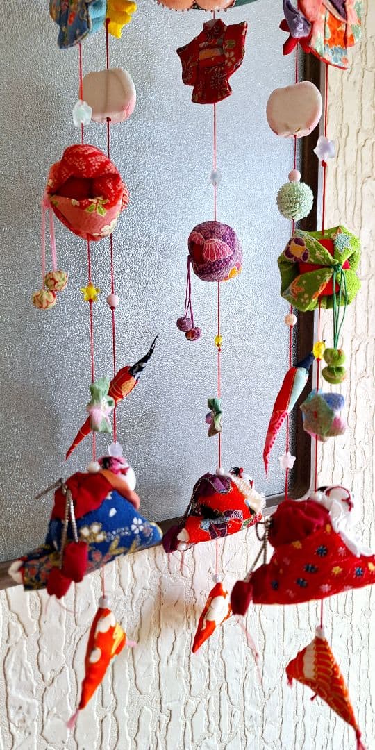 押し絵、タペストリ－、フレ－ム、「雛人形吊るし飾り」