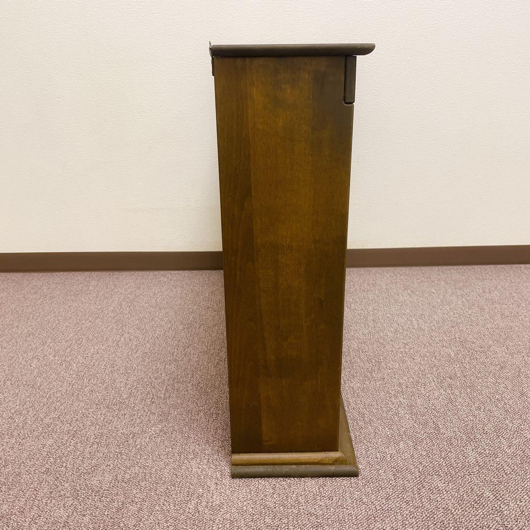 アンティーク調 アーチデザイン 木製シェルフ 壁掛け可 飾り棚　カップラック