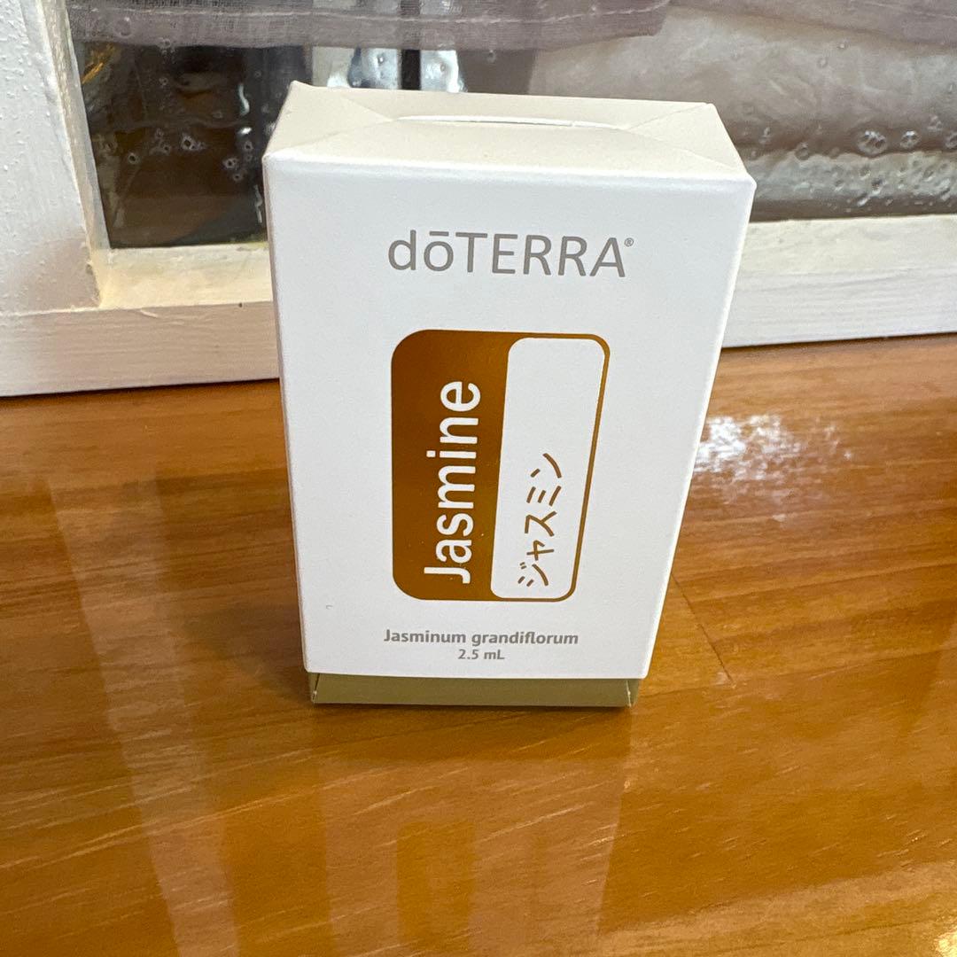 ドテラ　ジャスミン2.5ml 新品未開封