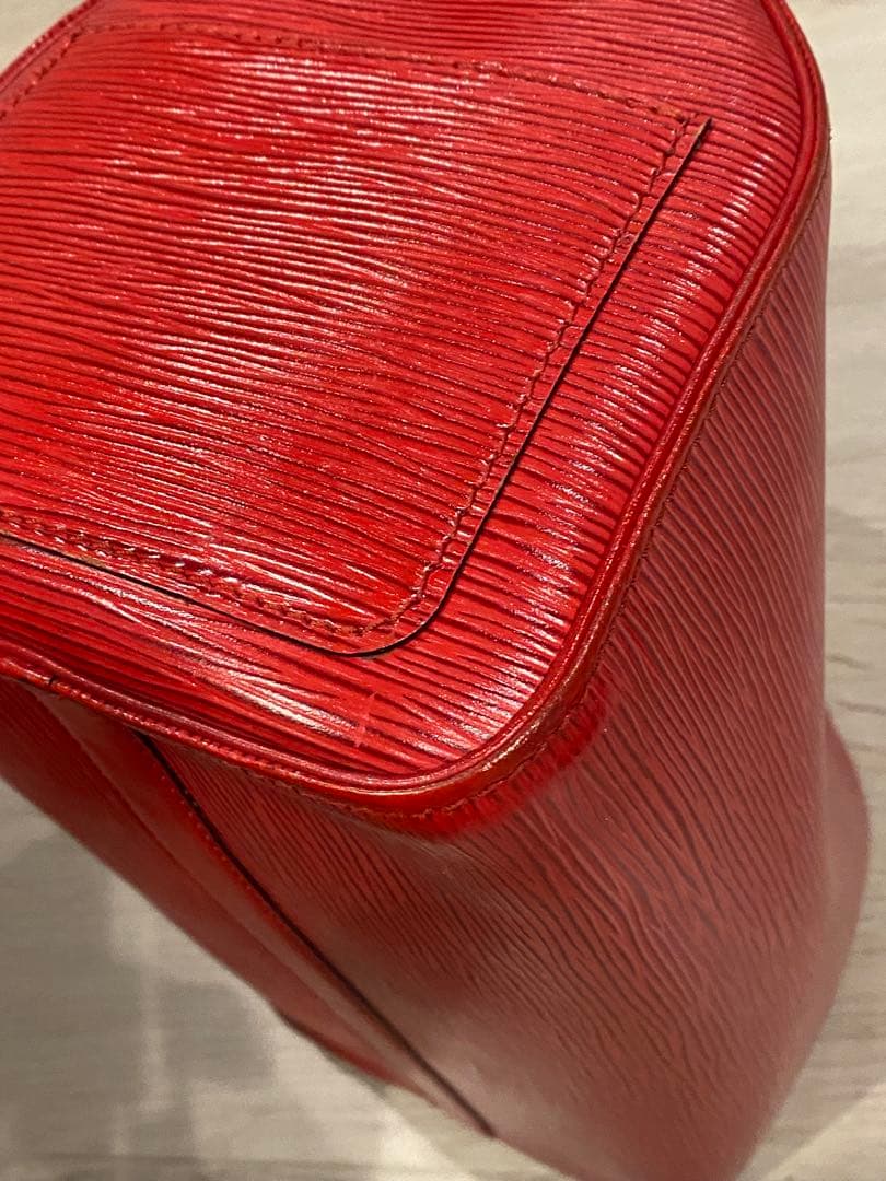 美品！Louis Vuitton エピ　スピーディー　レッドボストンバッグ
