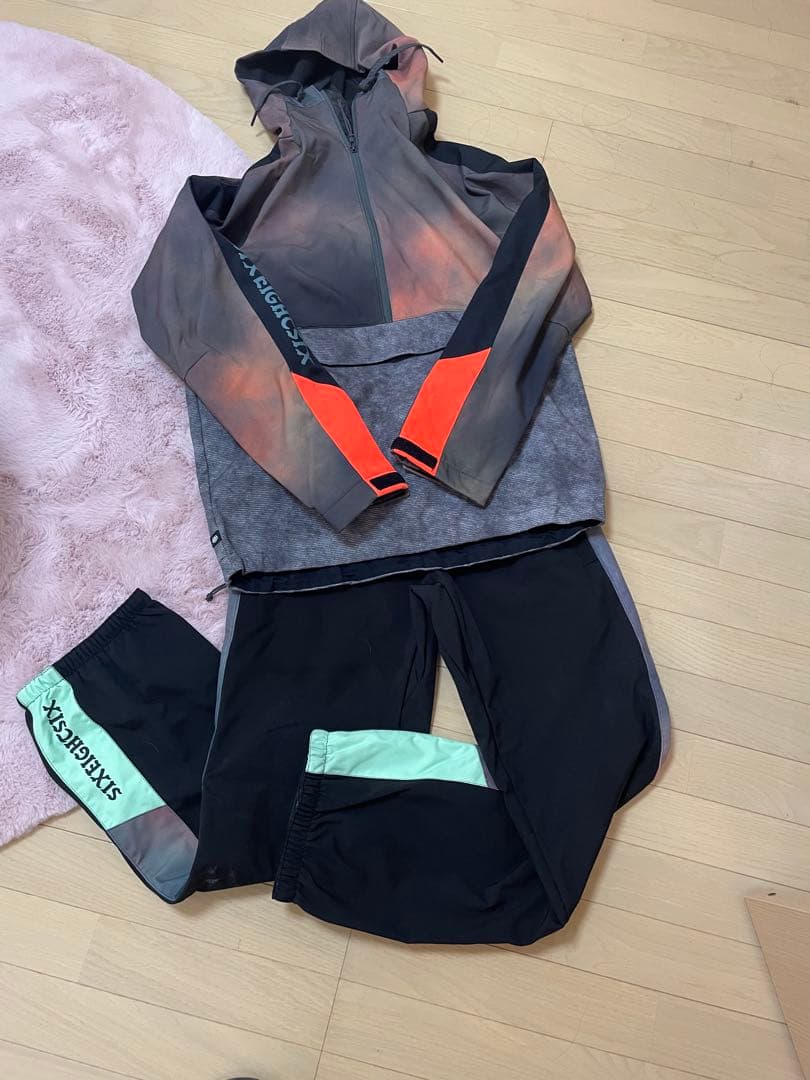 ぷりまる 686 スノーボード用ジャケットとパンツセット サイズS