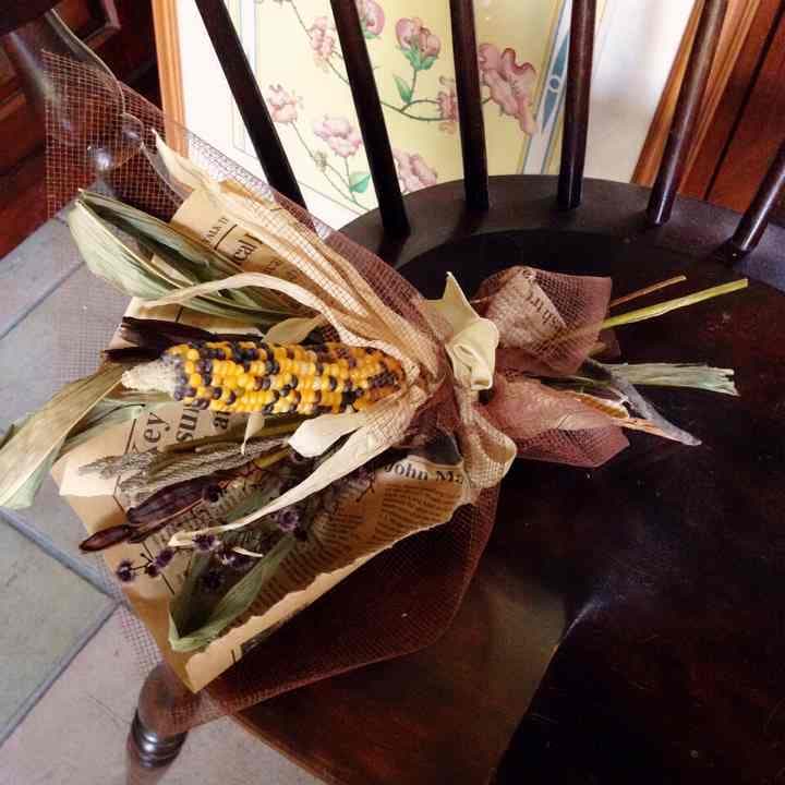 1800円花束レインボー黄アンティーク雑貨カントリー多肉植物好きさんにも