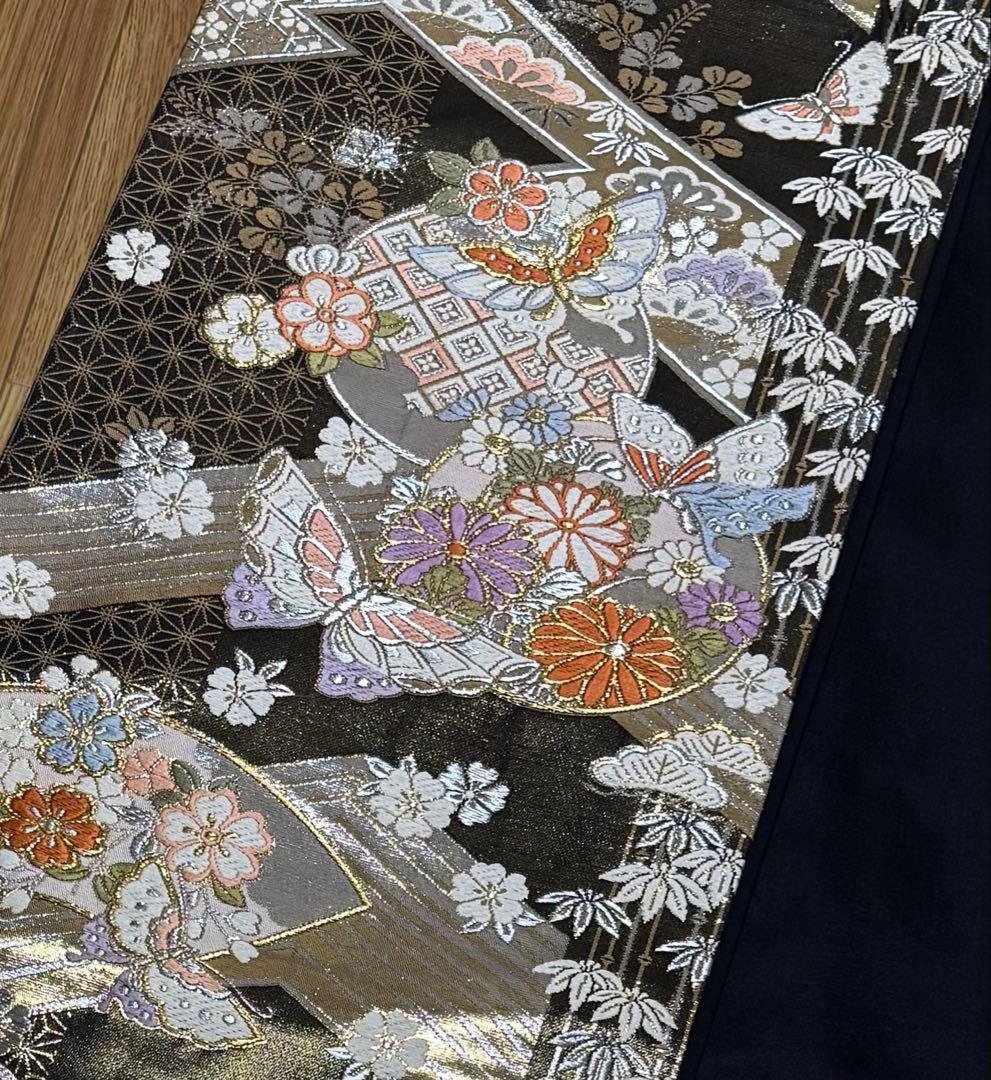 正絹振袖フルセット★金駒刺繍★舞蝶花紋様★絞り加工