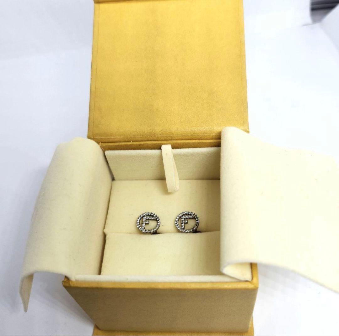 値下げ中❕FENDI フェンディ ピアス Fロゴ ストーン ラウンド