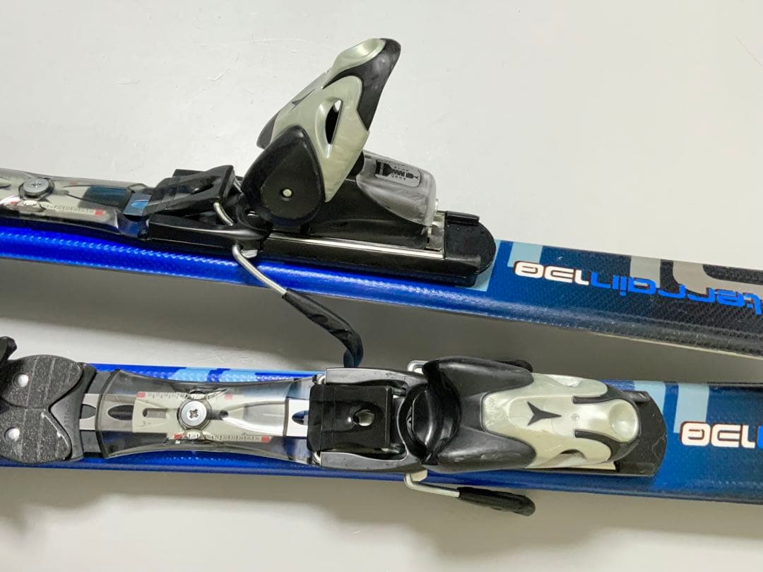 DYNAMIC スキー4点セット 板138cm／靴23-23.5cm