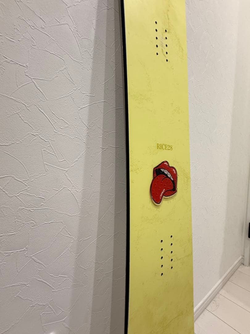 RICE28 スノーボード板 イエロー グラトリ向け