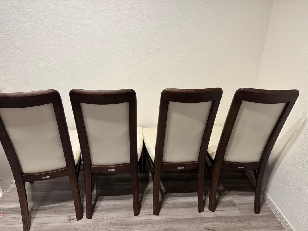 カリモク ダイニングテーブル4脚セット（テーブルのみ）