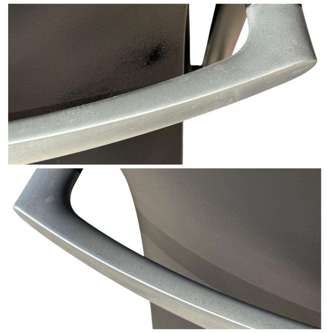 HR704 Fritz Hansen Flowフリッツハンセン　レザーチェア