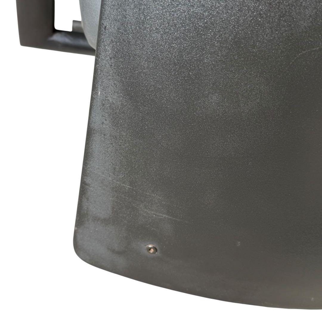 HR704 Fritz Hansen Flowフリッツハンセン　レザーチェア