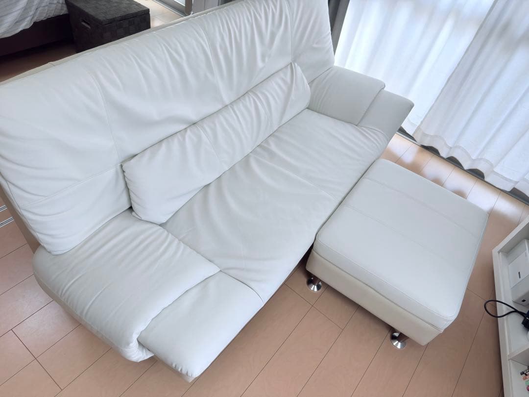 ホワイト 2人掛けソファ オットマン付き