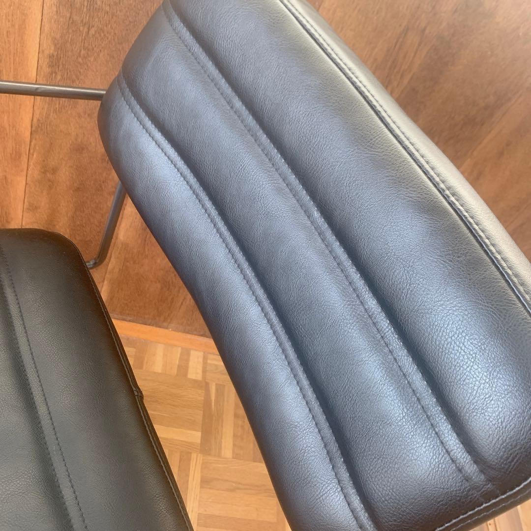 【匿名配送&送料込み】CRASH GATE デスクチェア 椅子 ブラック