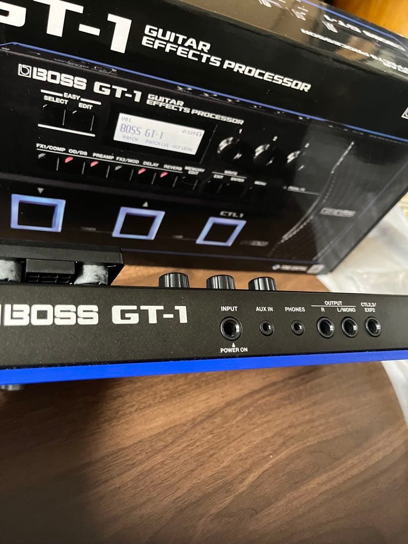 箱・純正アダプター・説明書付き BOSS GT-1 デジタルギターエフェクター