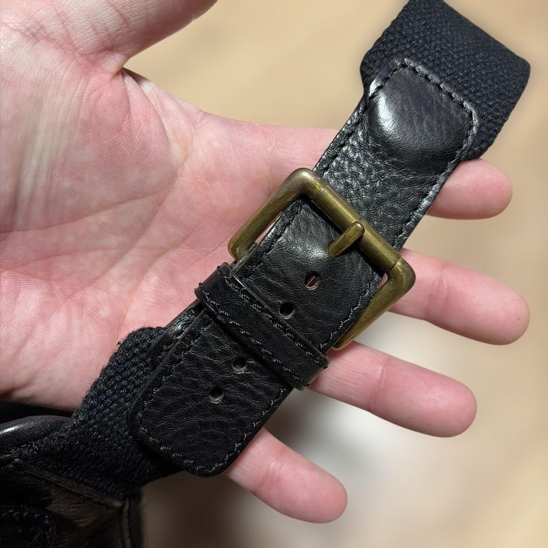 FELISIフェリージオールブラックレザーボディバッグ