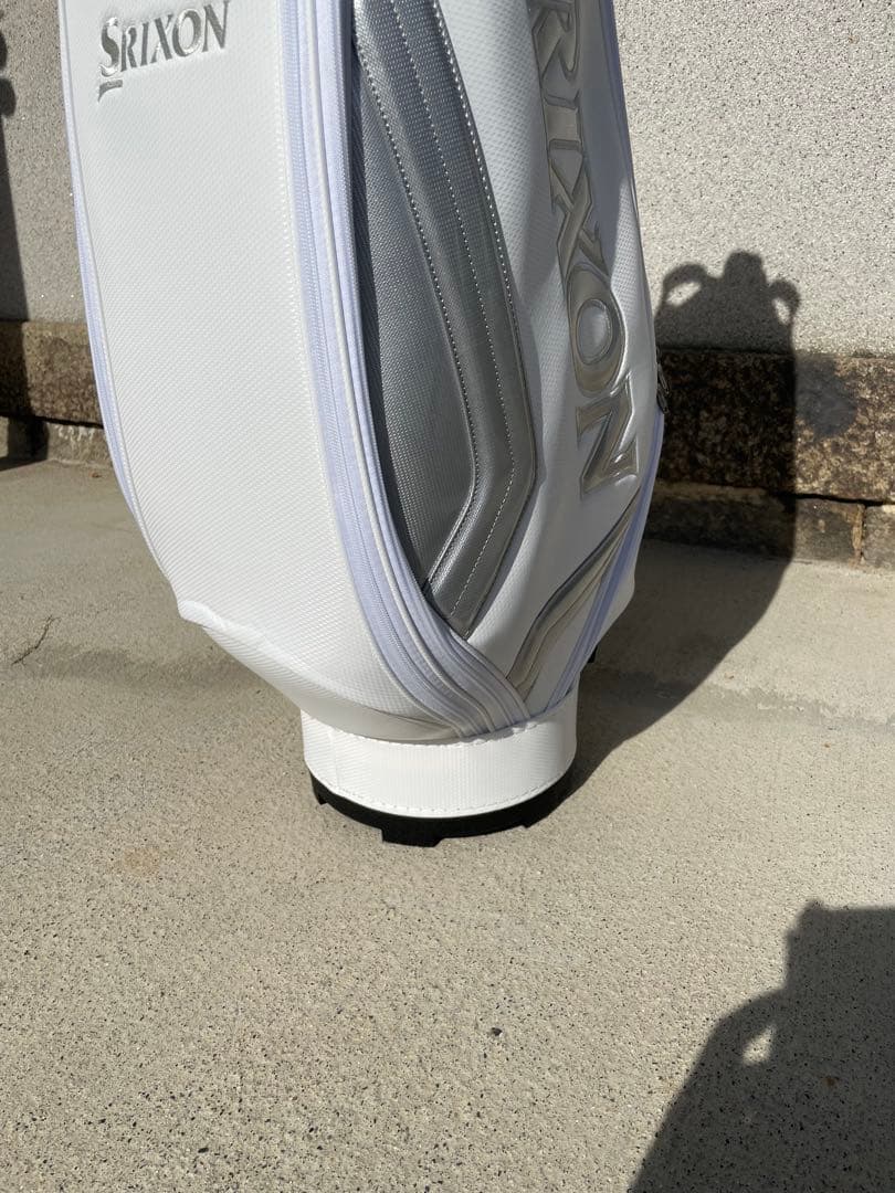 【連休期間割引中】【新品・未使用】 SRIXON ゴルフバッグ・キャディバッグ