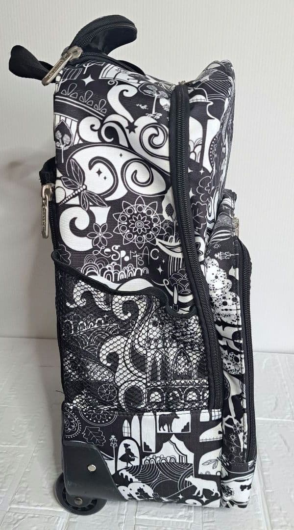 LeSportsac レスポートサック キャリーバッグ キャスター付き黒白 旅行