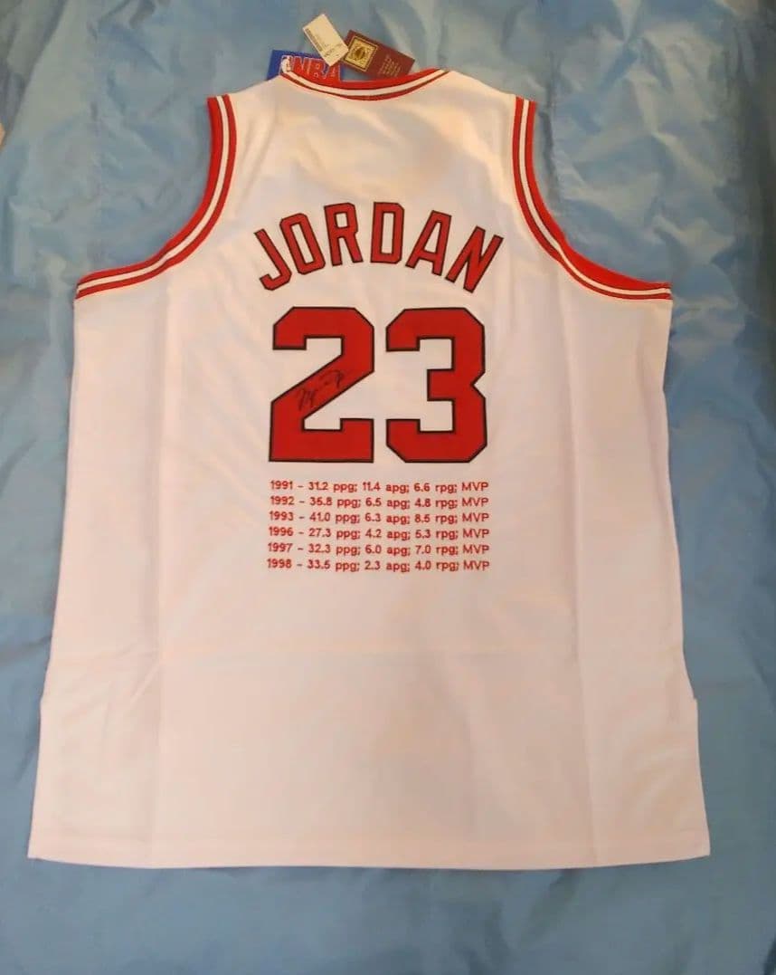 【激レア】マイケル・ジョーダン メモリアル ユニフォーム シカゴ ブルズ 23番