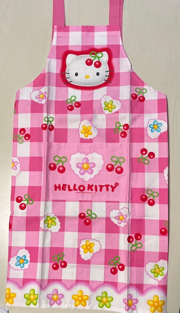 ハローキティ　エプロン　1998 さくらんぼ　当時物　レア