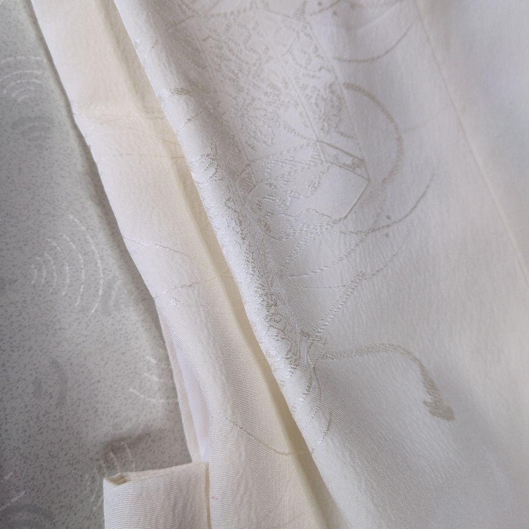 七五三３歳正絹縮緬柄入りの被布(新品）ミルキーホワイト色