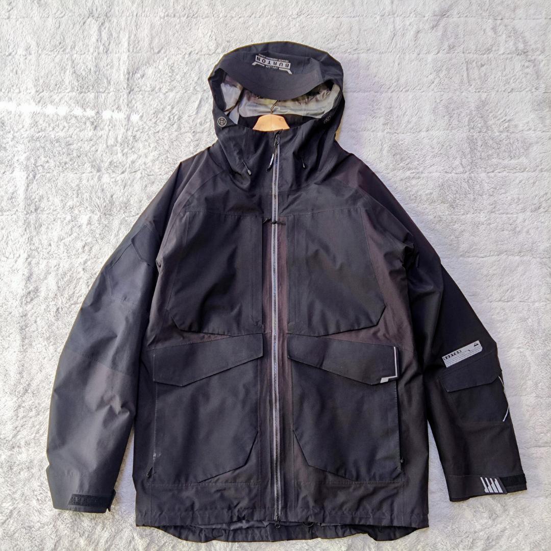 美品BURTON　ＸＬ相当　黒スノーボードウエア　ゴアテックス　保温サーモライト