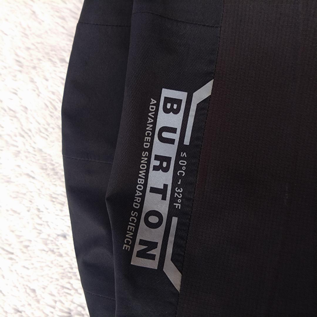 美品BURTON　ＸＬ相当　黒スノーボードウエア　ゴアテックス　保温サーモライト