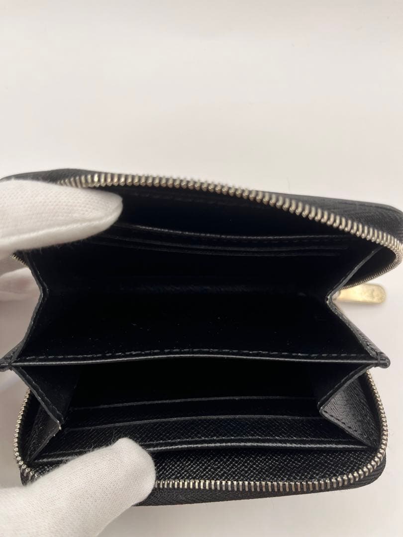 エピ ジッピーパース ブラック ノワール M60152