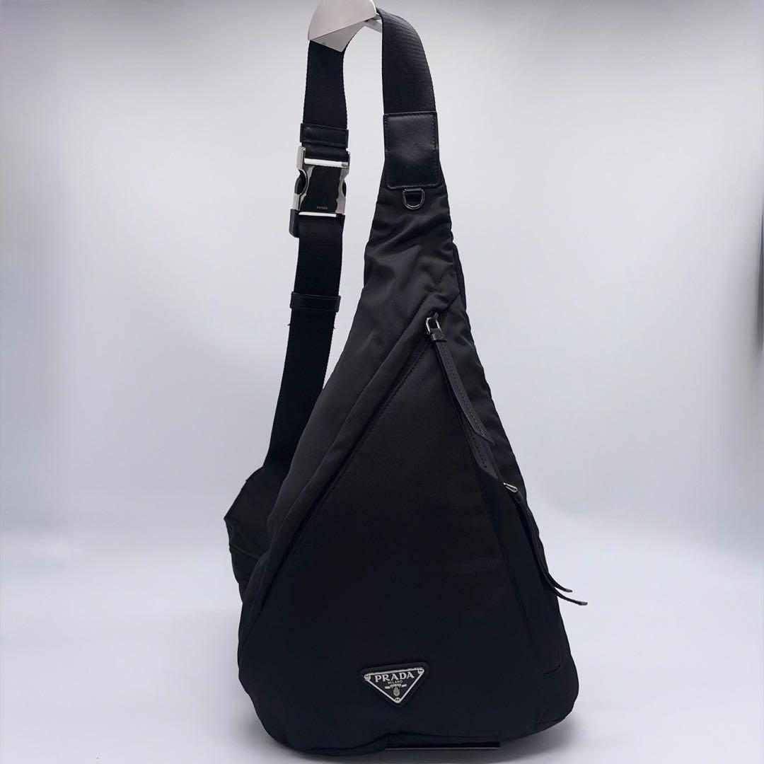 れんれん様プラダ ブラック スリングバッグ