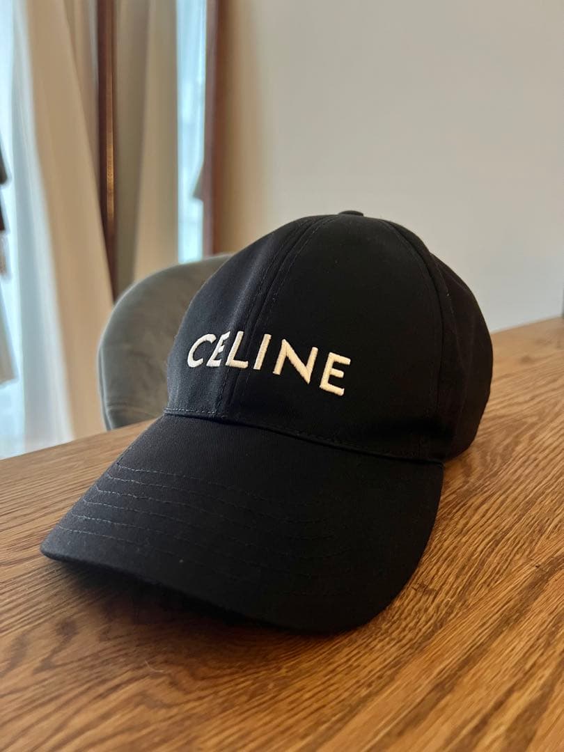 CELINE ベースボールキャップ /ブラック