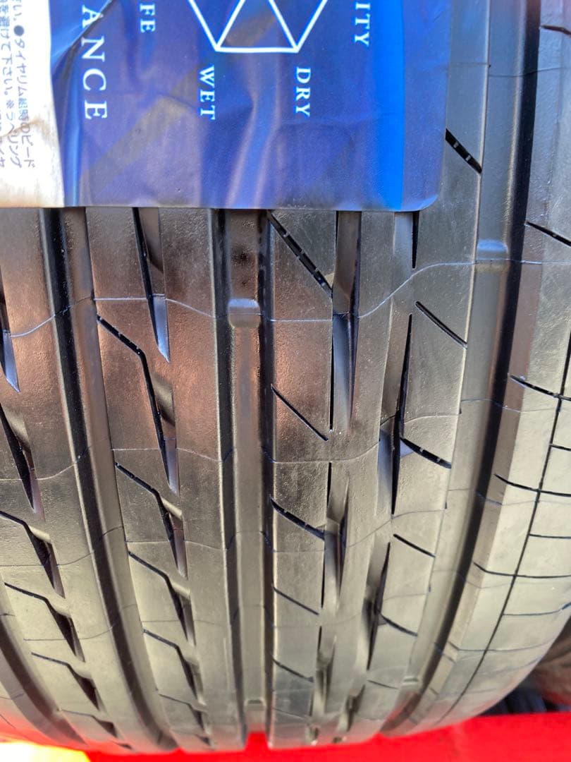 BRIDGESTONE REGNO 255/45/18 2本セット送料込み