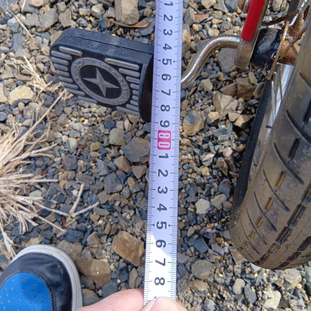 赤い三輪車 金属フレーム