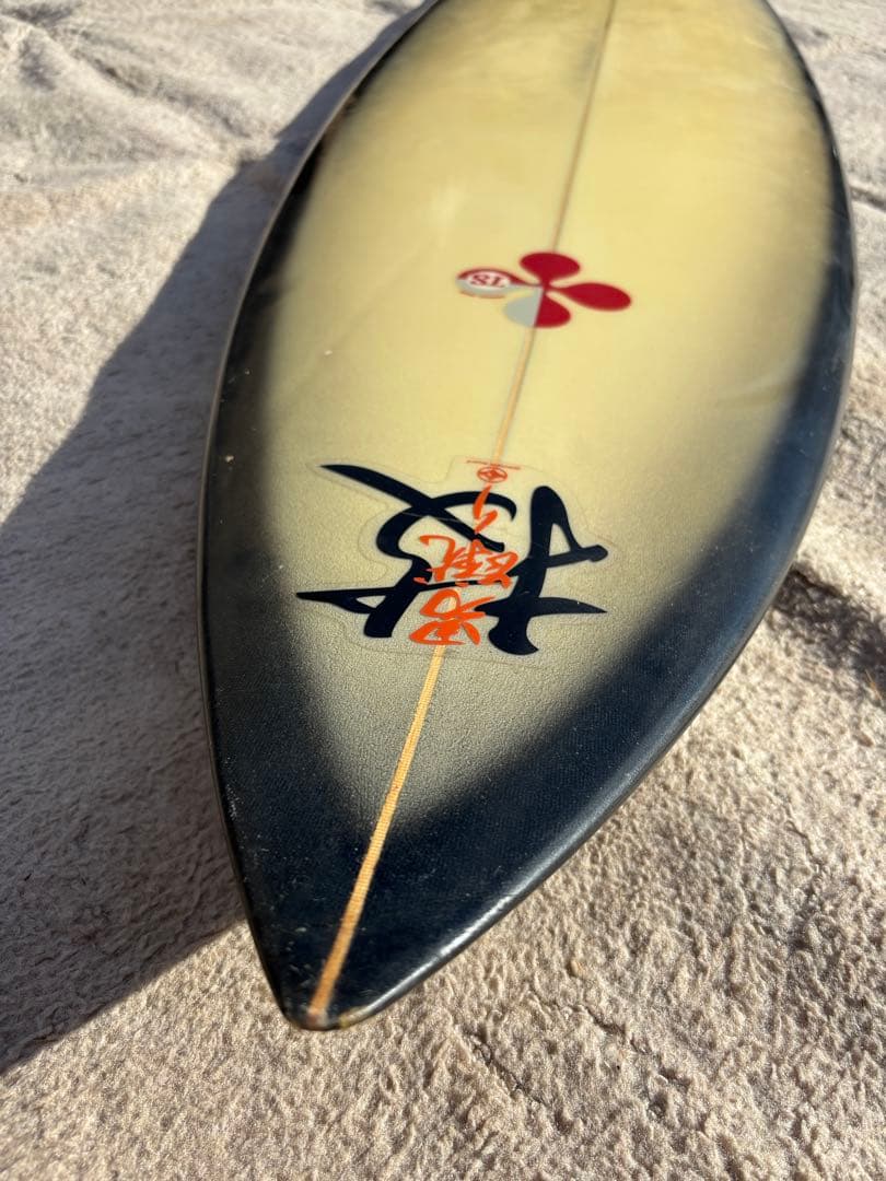 ショートボード サーフボード　6’3 サーフィン　フィン　送料無料