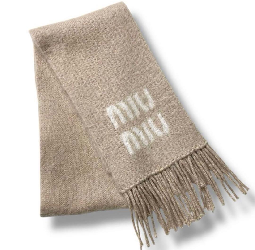 MIU MIU ミュウミュウ モヘヤ ロゴ マフラー