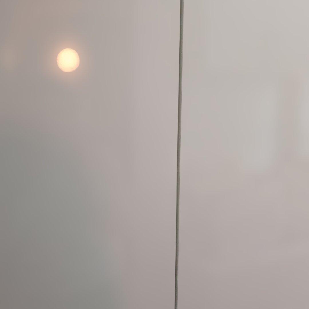 鏡面扉チェスト　オフホワイト 大容量収納棚 　リビング　キッチン　洗面所に！美品