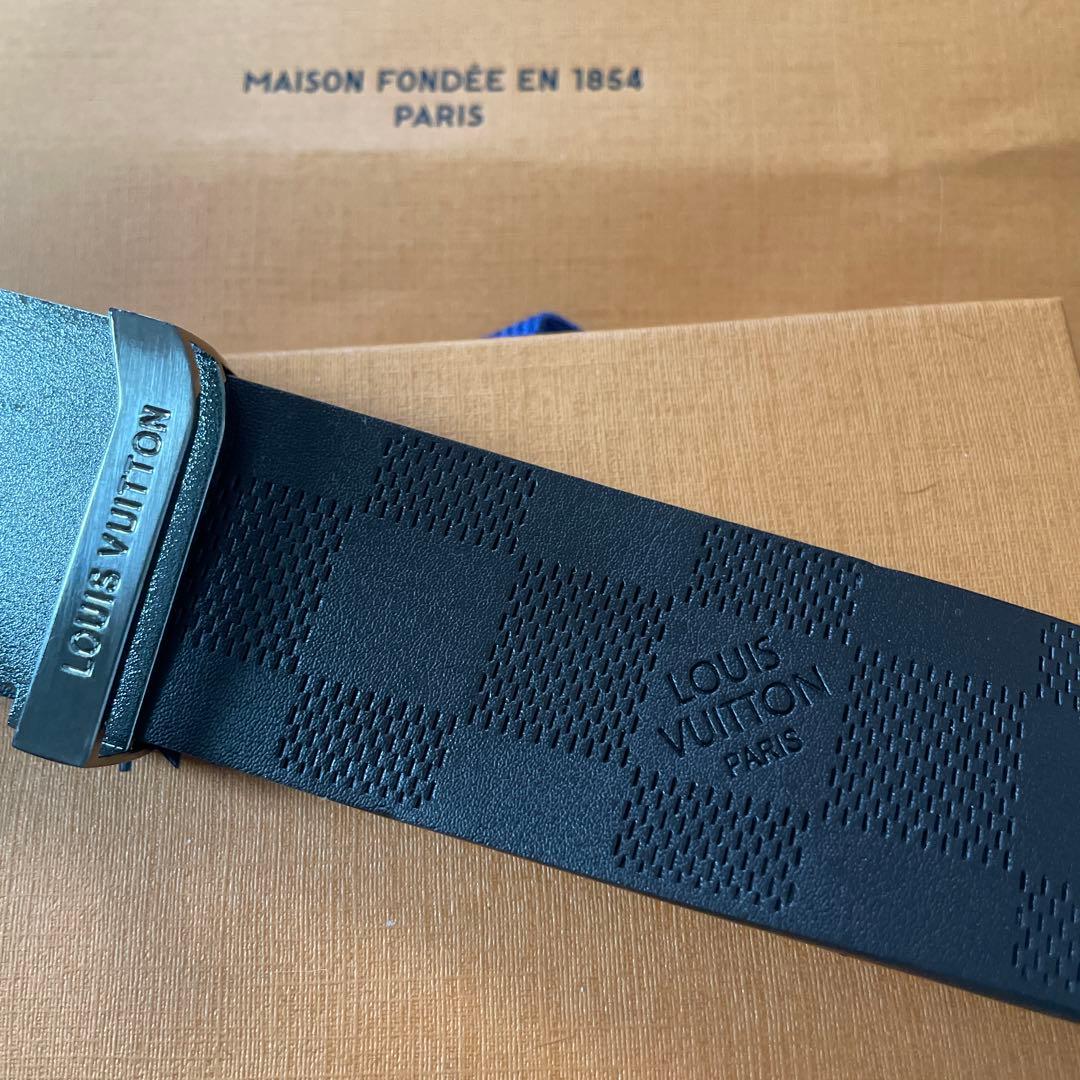 ブラック レザー ベルト　モノグラム　リバーシブル