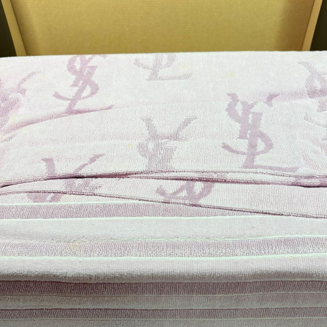 イヴ・サンローラン　YSLロゴ総柄　家庭で洗えるタオルケット　ピンク　管理NA