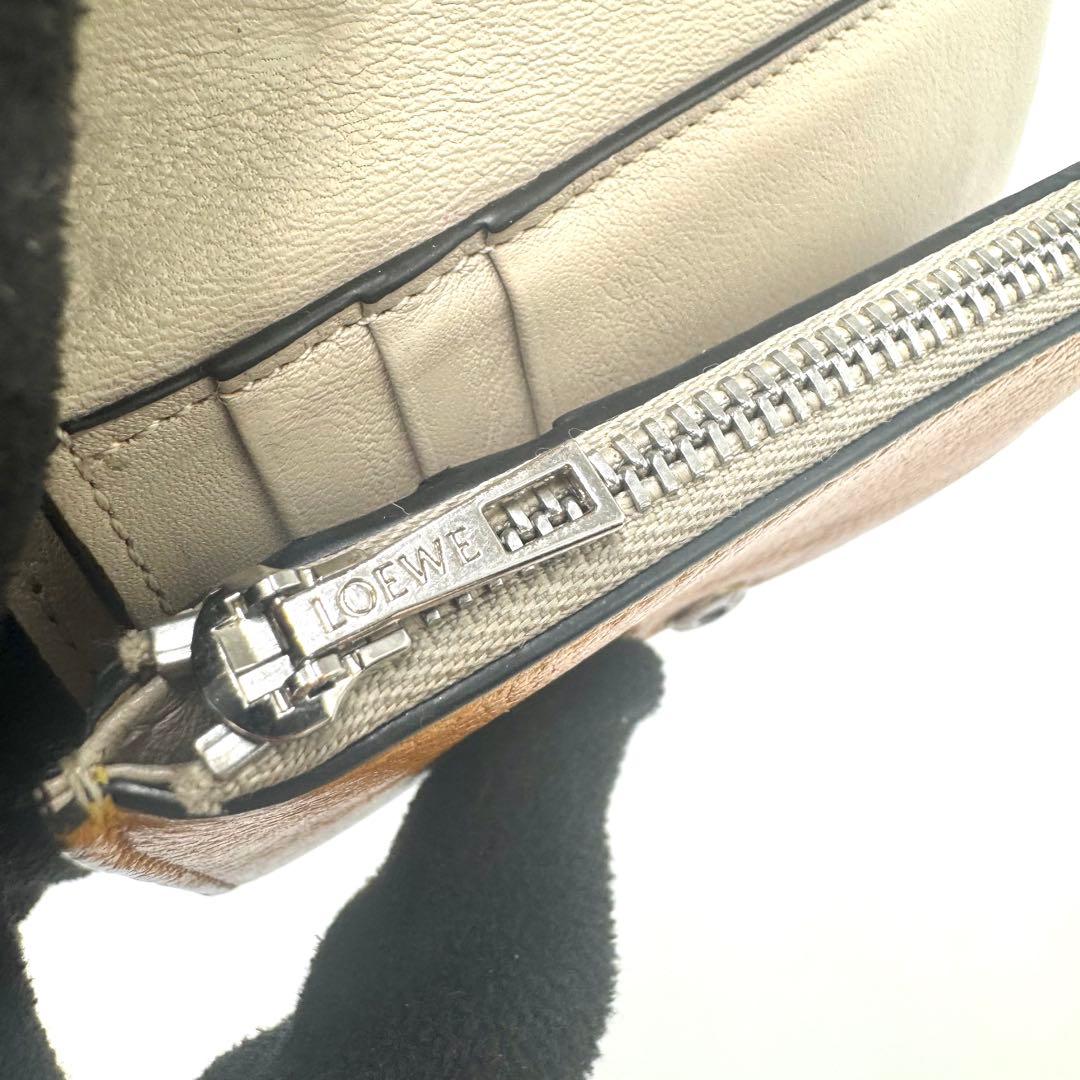 【極美品✨】ロエベ スモール バーティカルウォレット 三つ折り アナグラム 財布