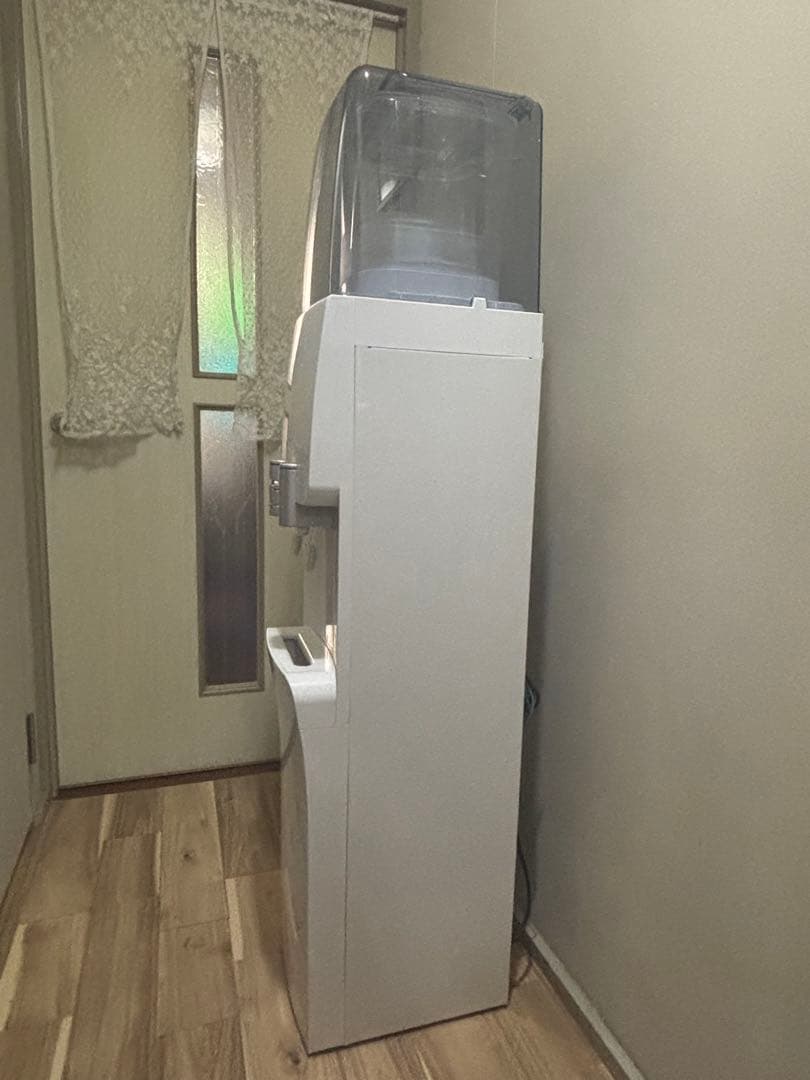 使用浅　Locca 浄水型　ウォータースタンド